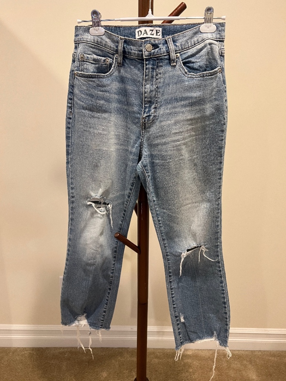 Daze Denim High-Rise Distressed Straight Leg Jeans – Size 28